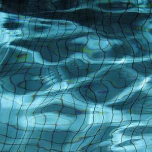 二次元美女开腿害羞图
